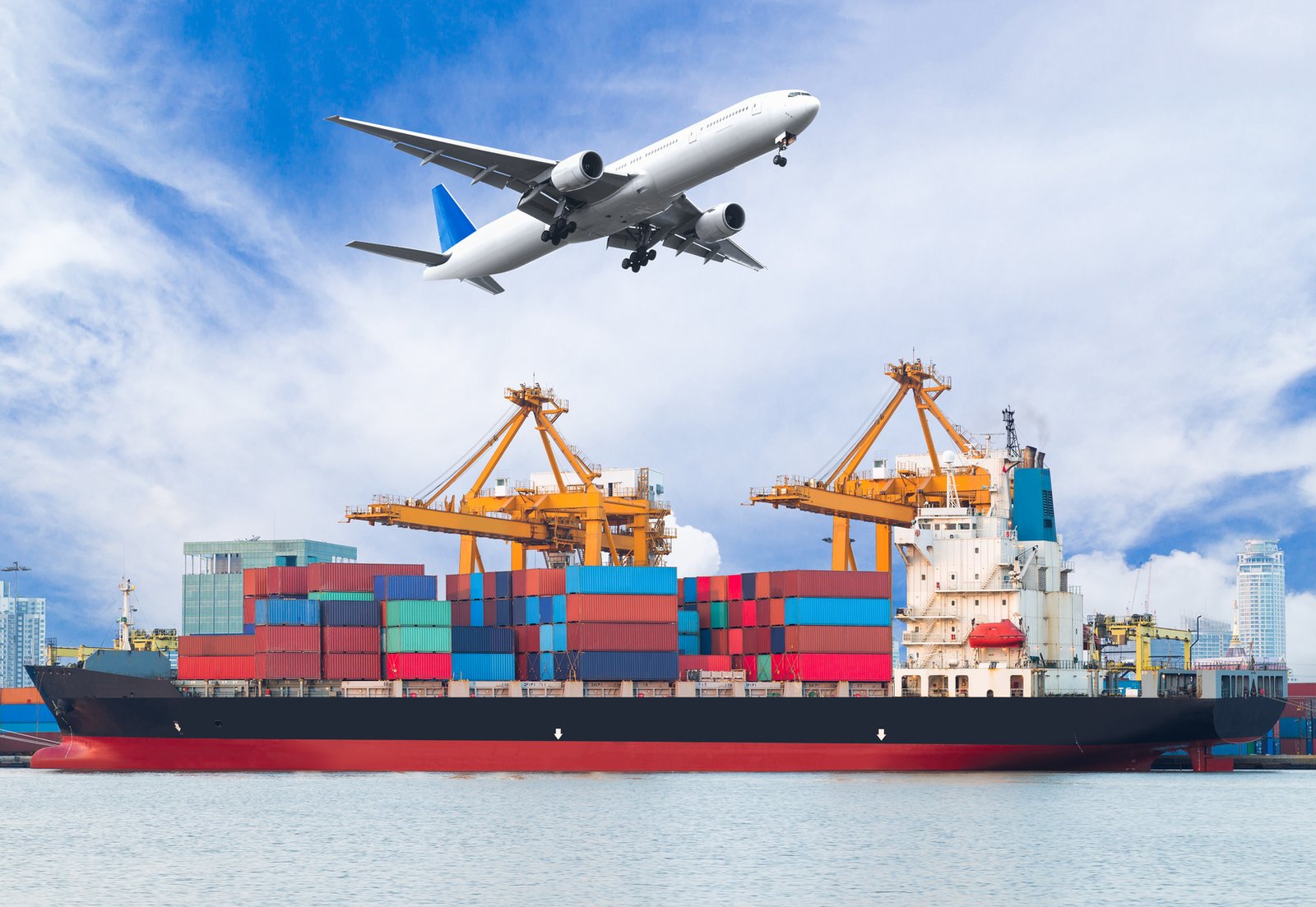 Air and sea transport connections